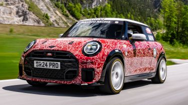 MINI JCW - spyshot front